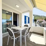 Hotel Aurora 2*