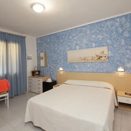 Aurora Hotell 2*